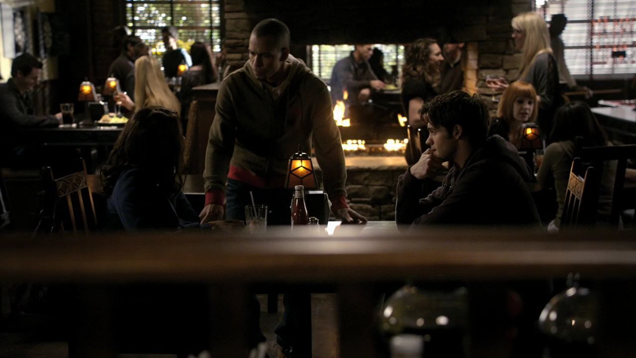 215VampireDiaries0239.jpg
