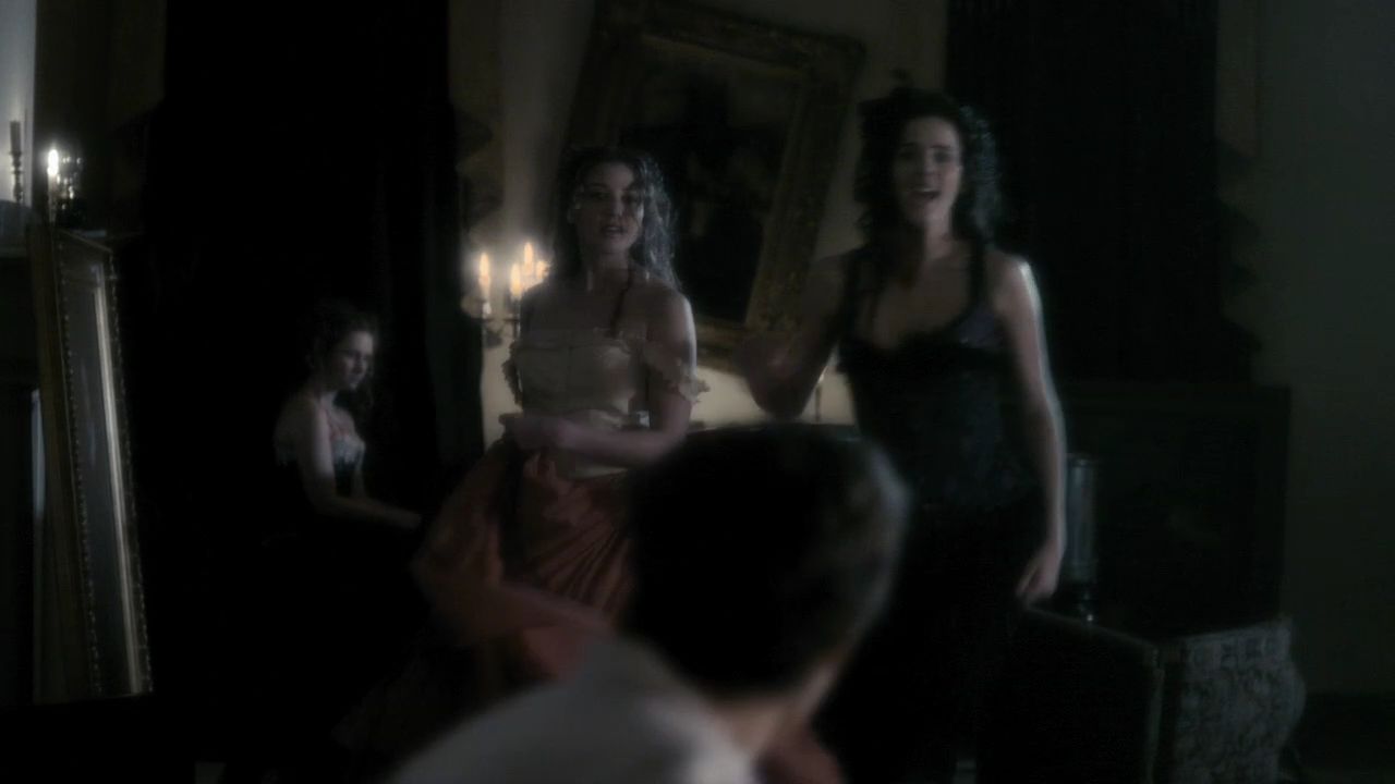 215VampireDiaries0353.jpg