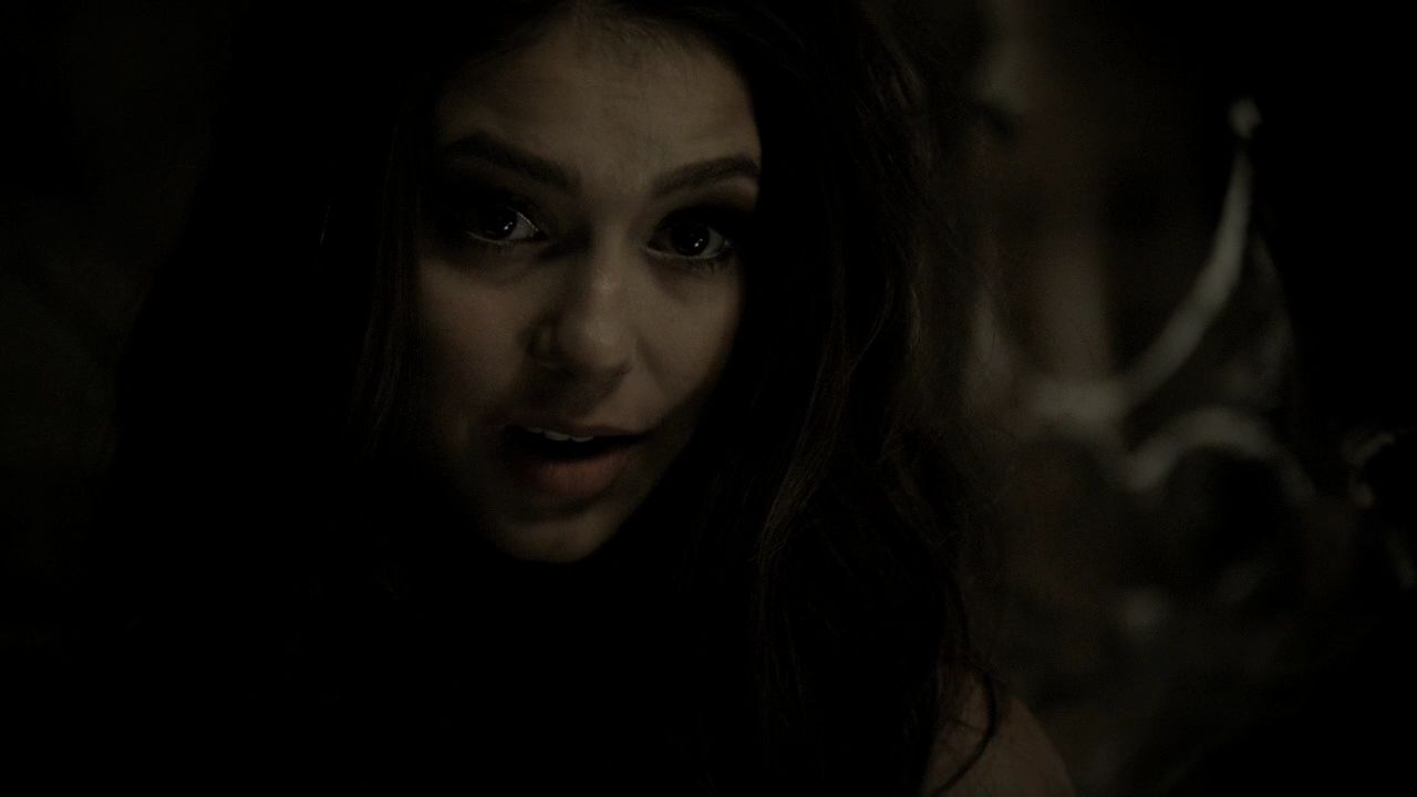 215VampireDiaries0554.jpg