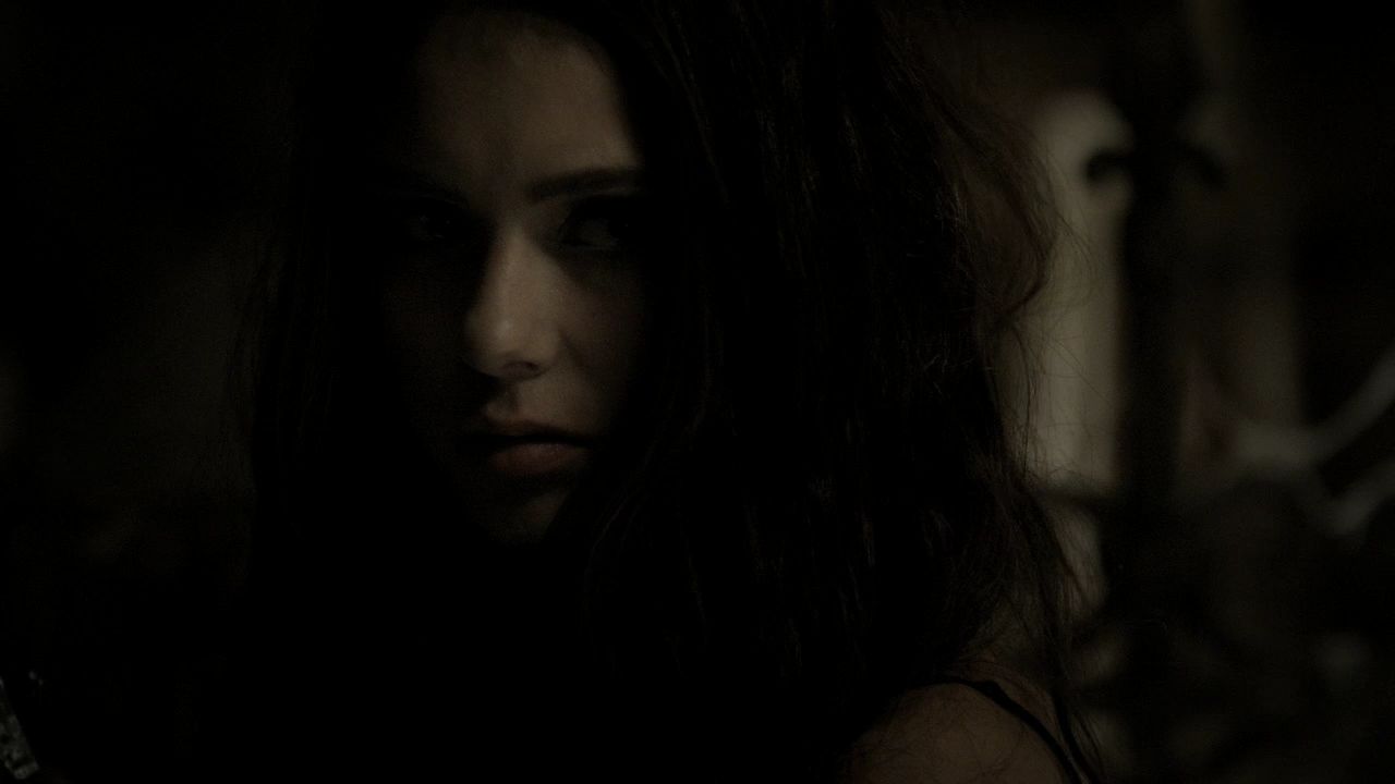 215VampireDiaries0566.jpg