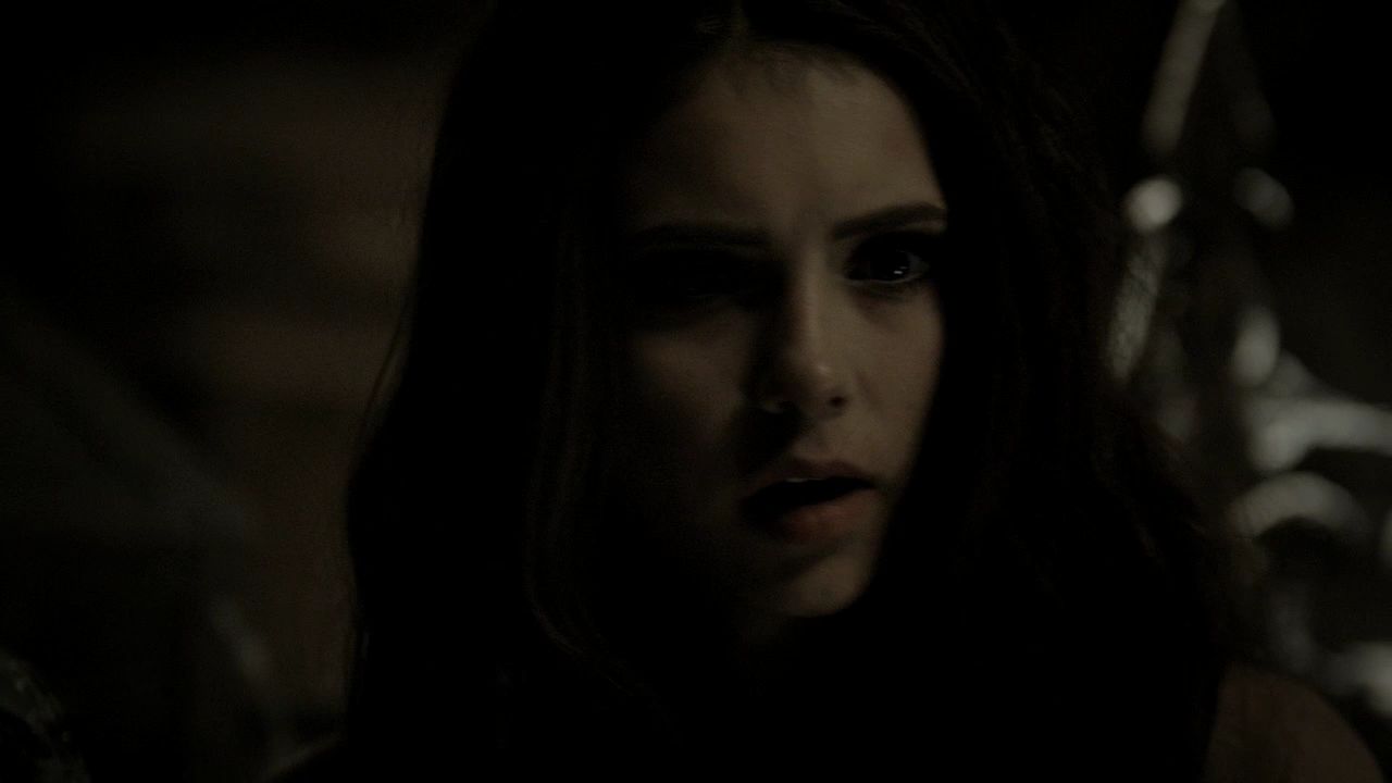 215VampireDiaries0572.jpg