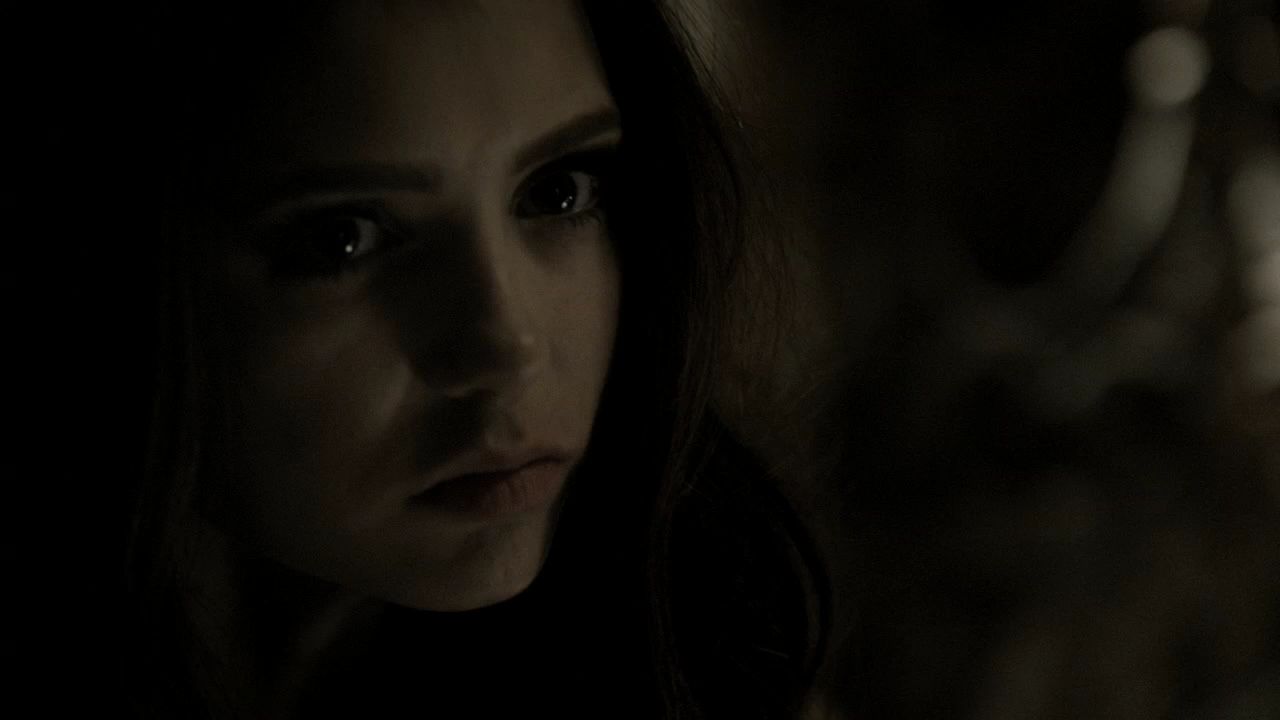 215VampireDiaries0582.jpg