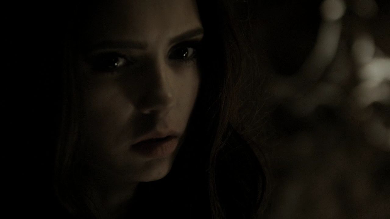 215VampireDiaries0596.jpg