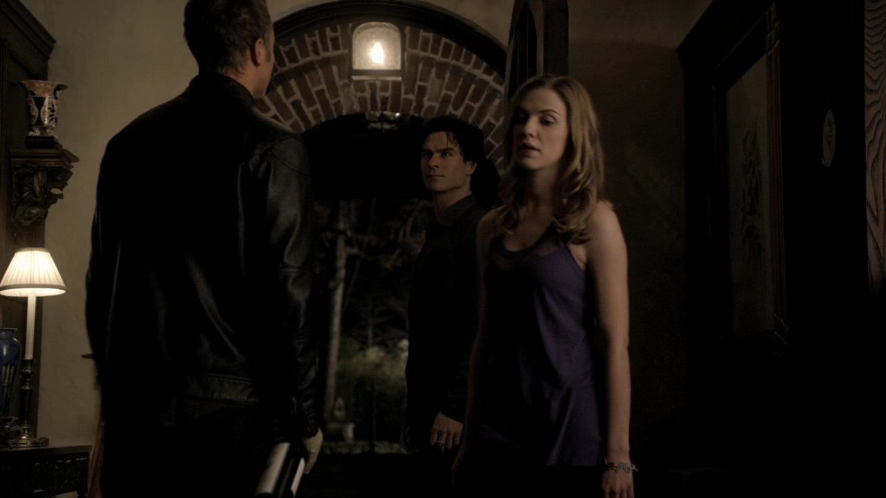 215VampireDiaries0809.jpg