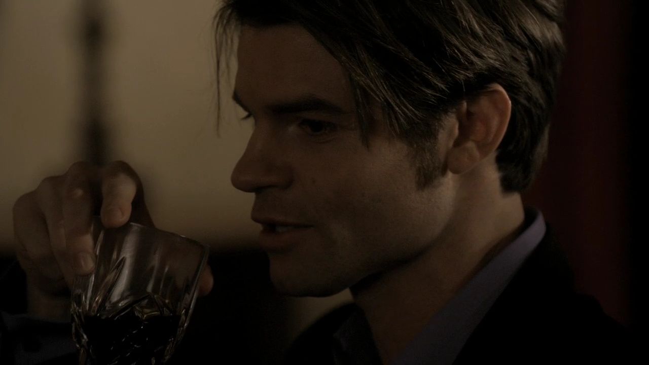 215VampireDiaries0935.jpg