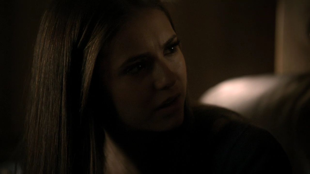 215VampireDiaries0987.jpg