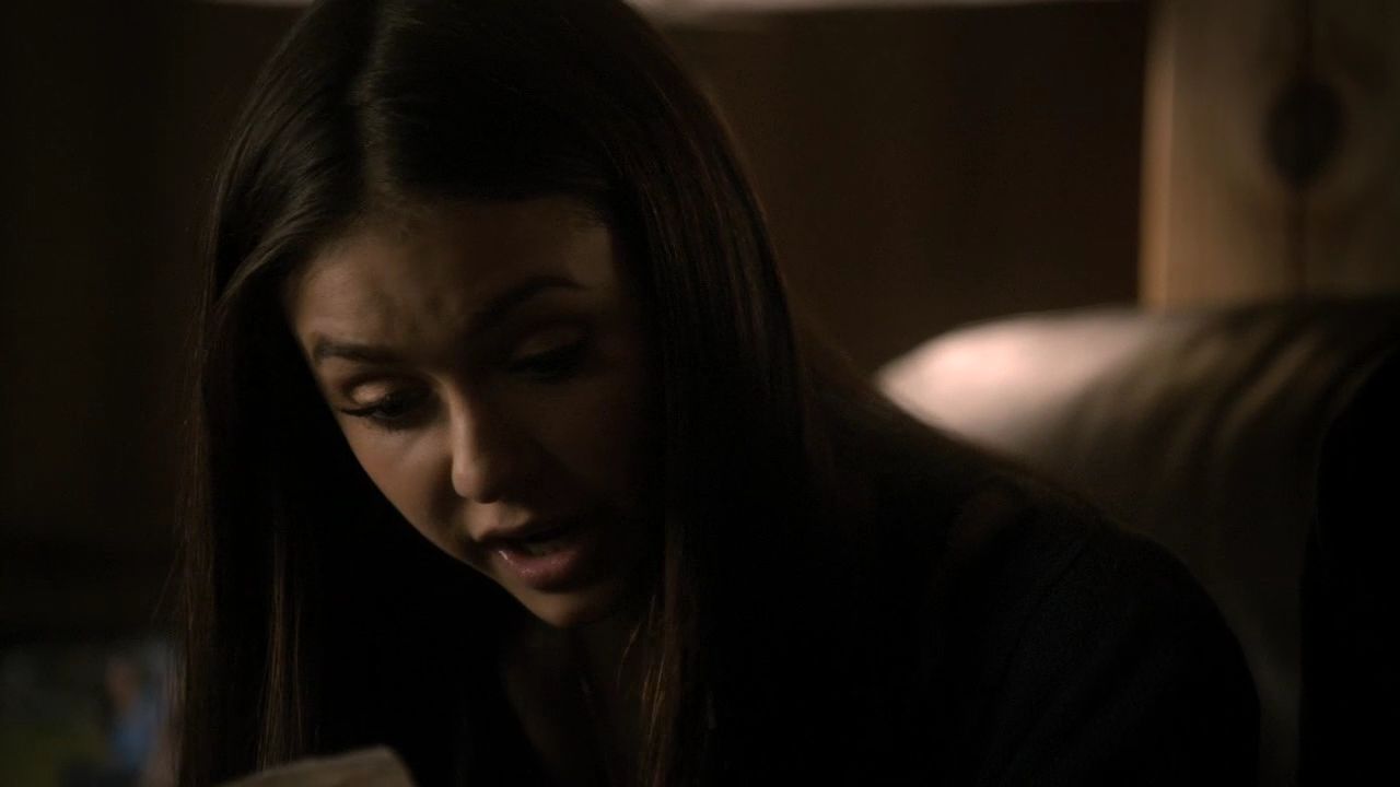 215VampireDiaries0992.jpg
