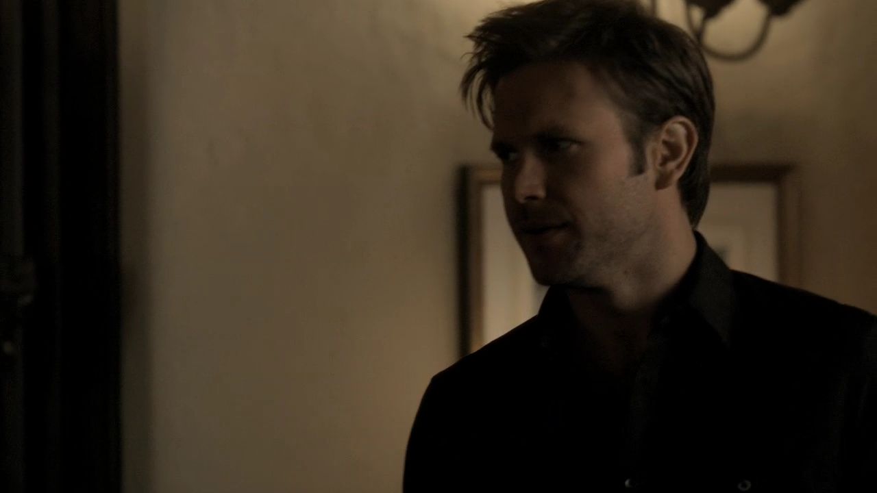 215VampireDiaries1035.jpg