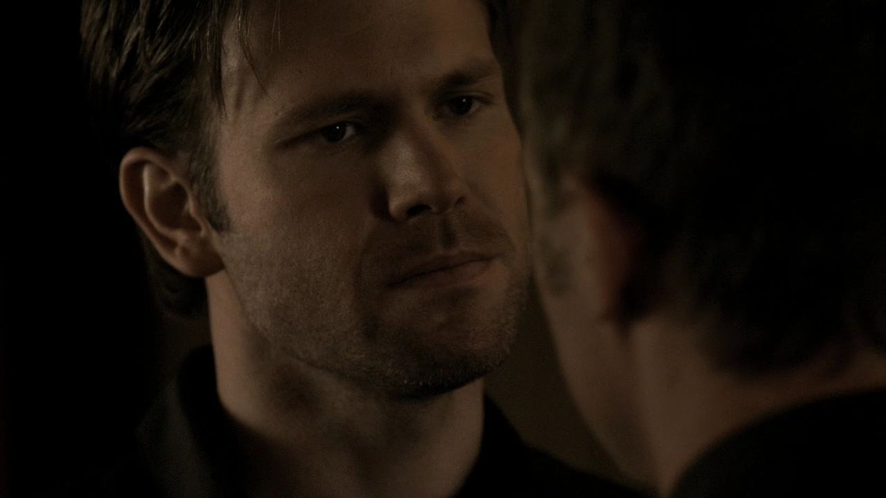 215VampireDiaries1057.jpg