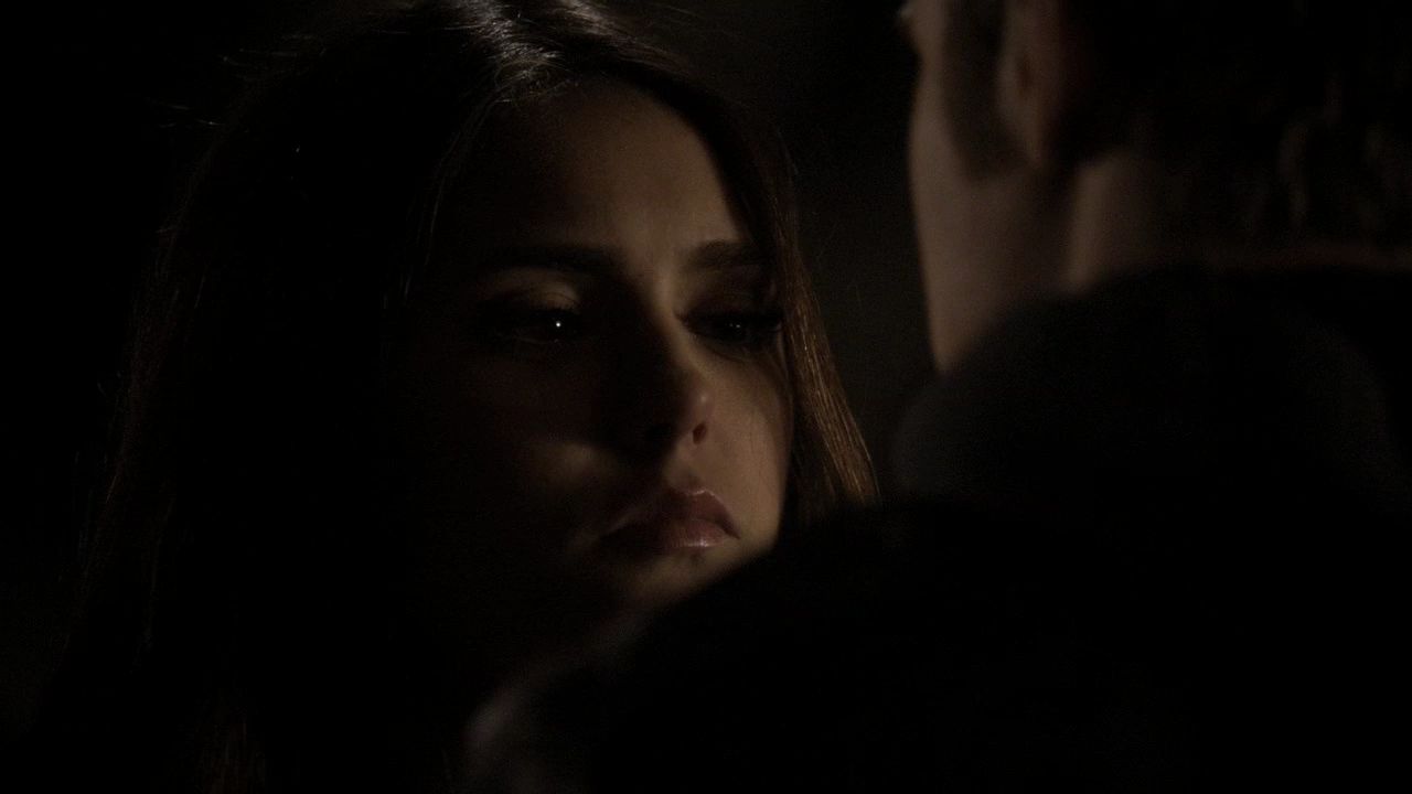 215VampireDiaries1304.jpg