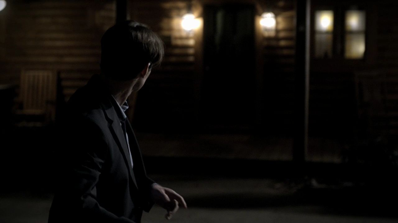 215VampireDiaries1486.jpg