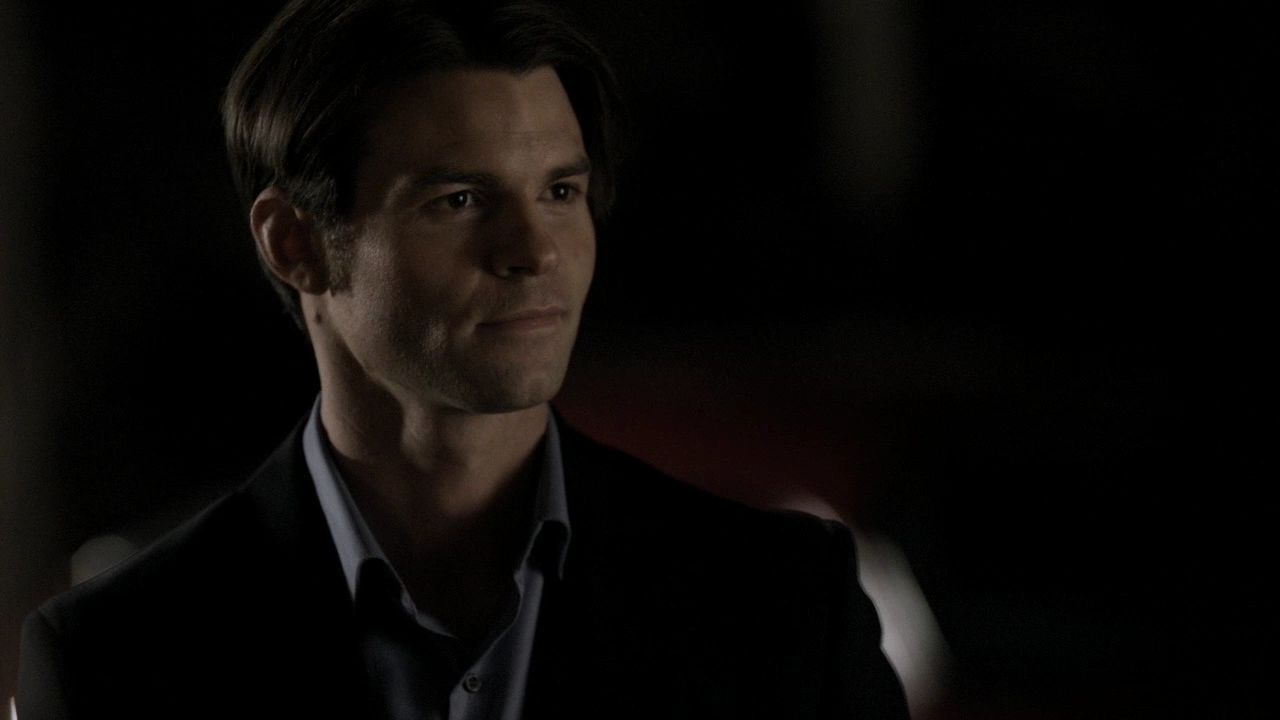215VampireDiaries1528.jpg