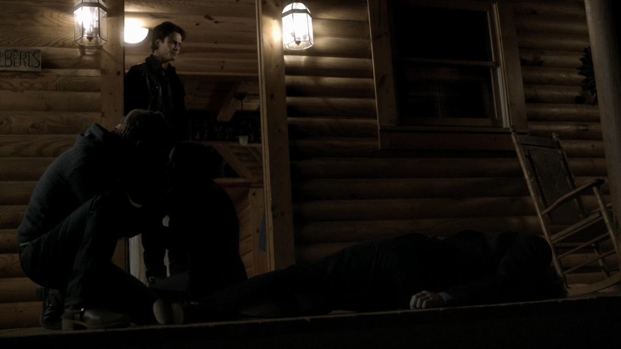 215VampireDiaries1615.jpg