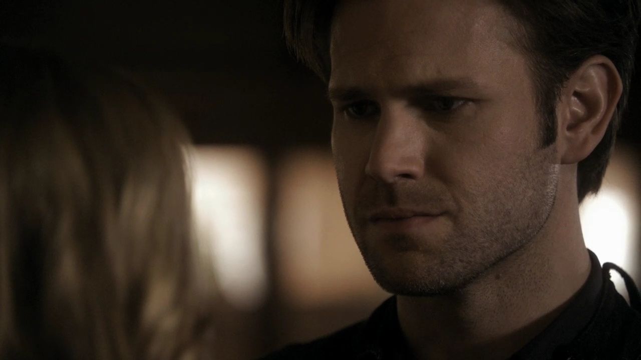 215VampireDiaries1655.jpg