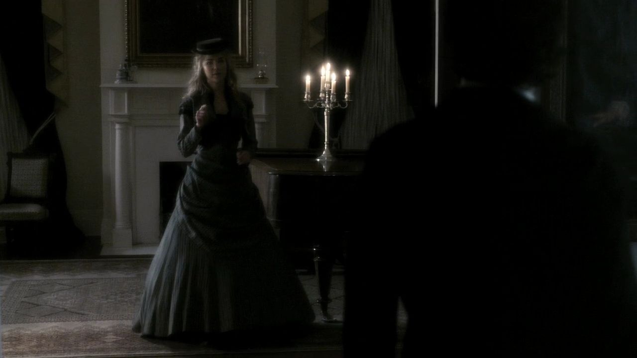 215VampireDiaries1785.jpg