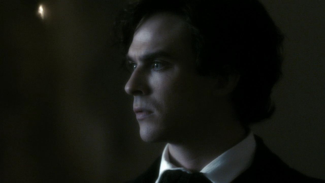 215VampireDiaries1797.jpg