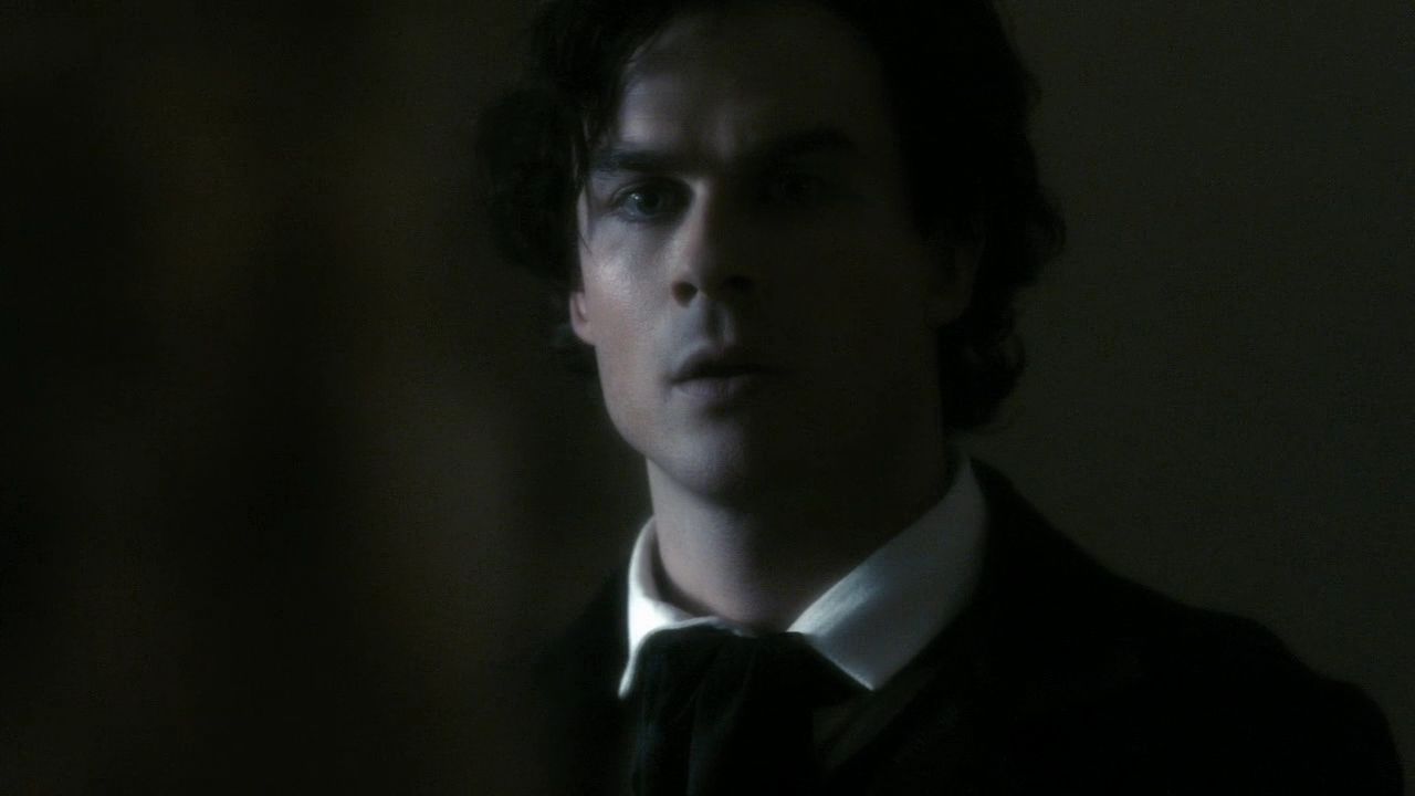 215VampireDiaries1804.jpg
