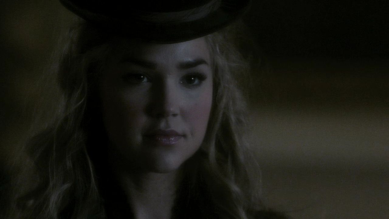215VampireDiaries1807.jpg