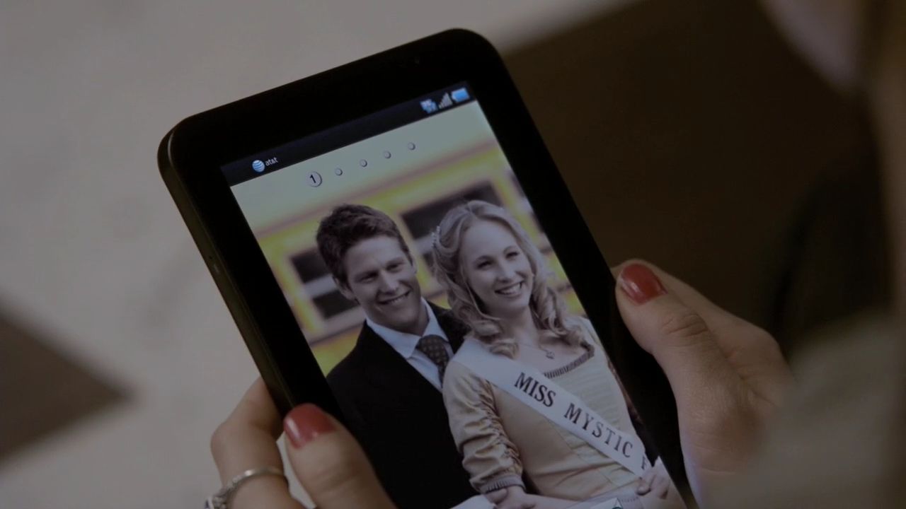 216VampireDiaries0479.jpg