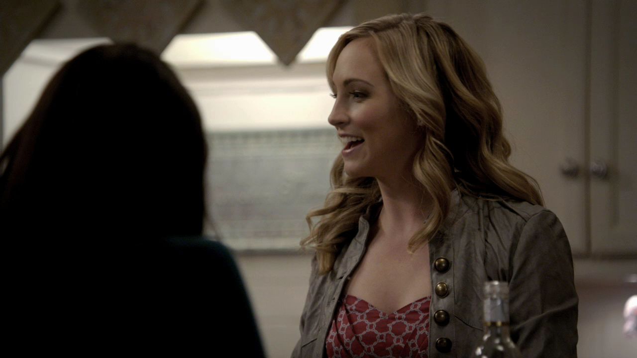 216VampireDiaries0564.jpg