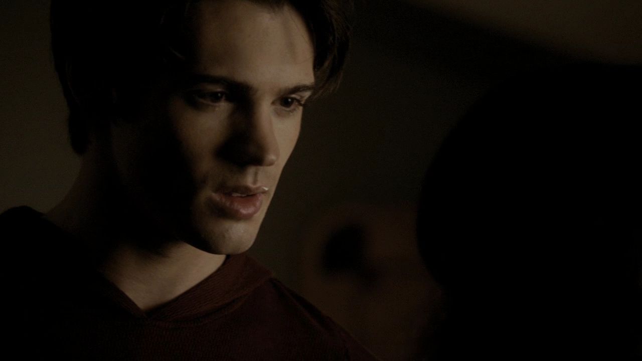 216VampireDiaries1655.jpg