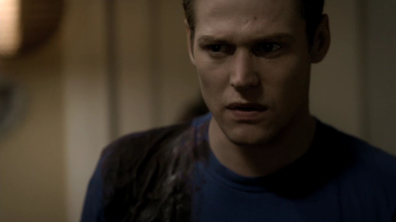 216VampireDiaries1771.jpg