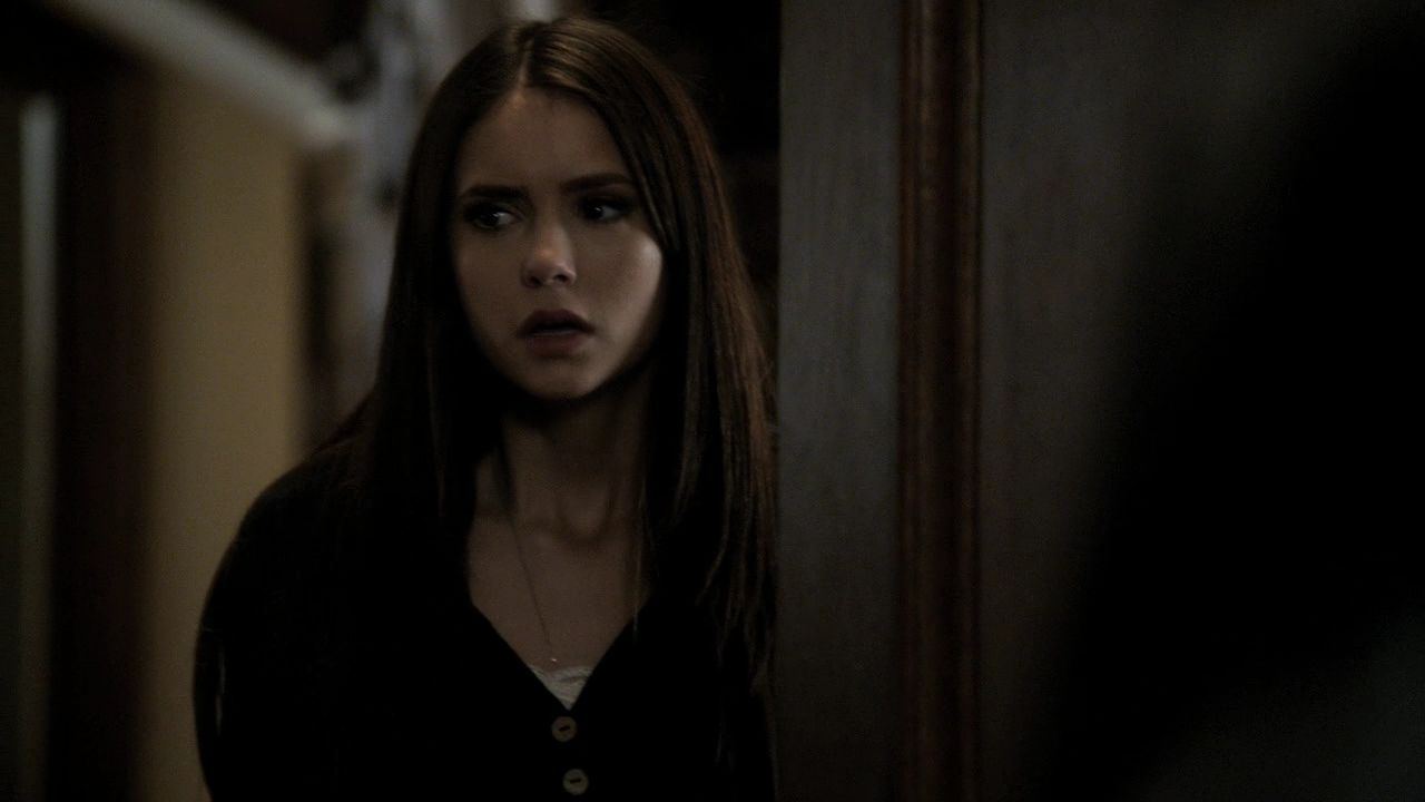 217VampireDiaries0013.jpg