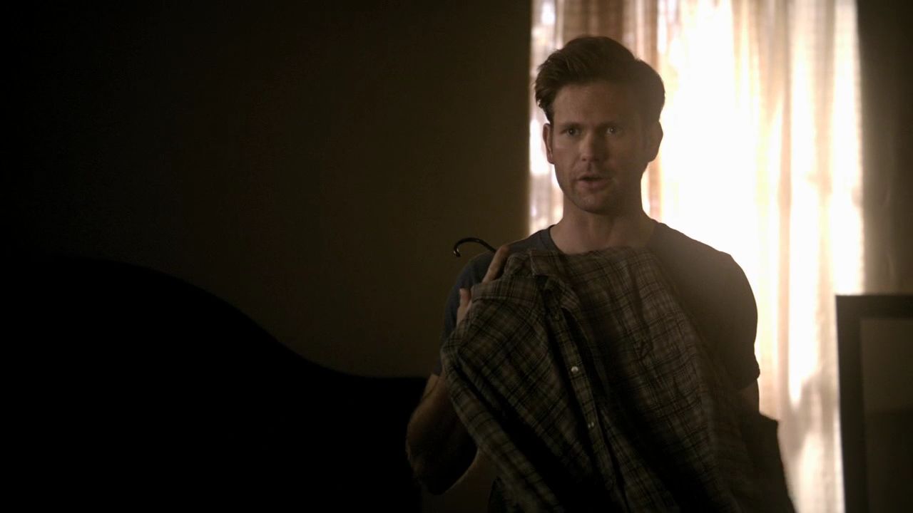 218VampireDiaries0009.jpg