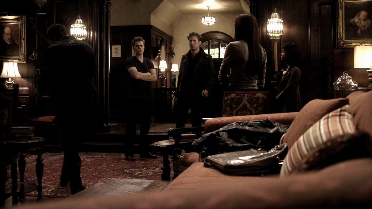 218VampireDiaries0485.jpg