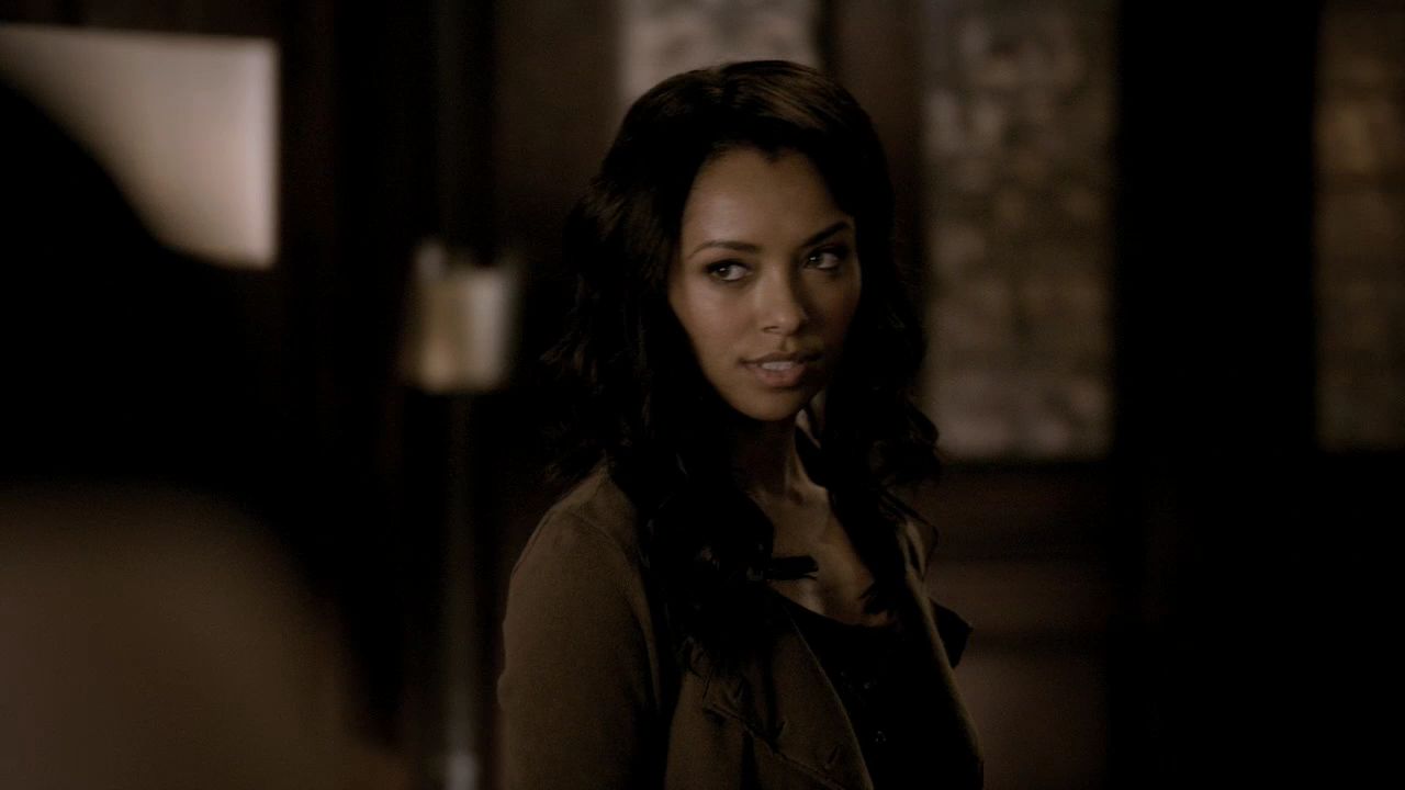 218VampireDiaries0517.jpg
