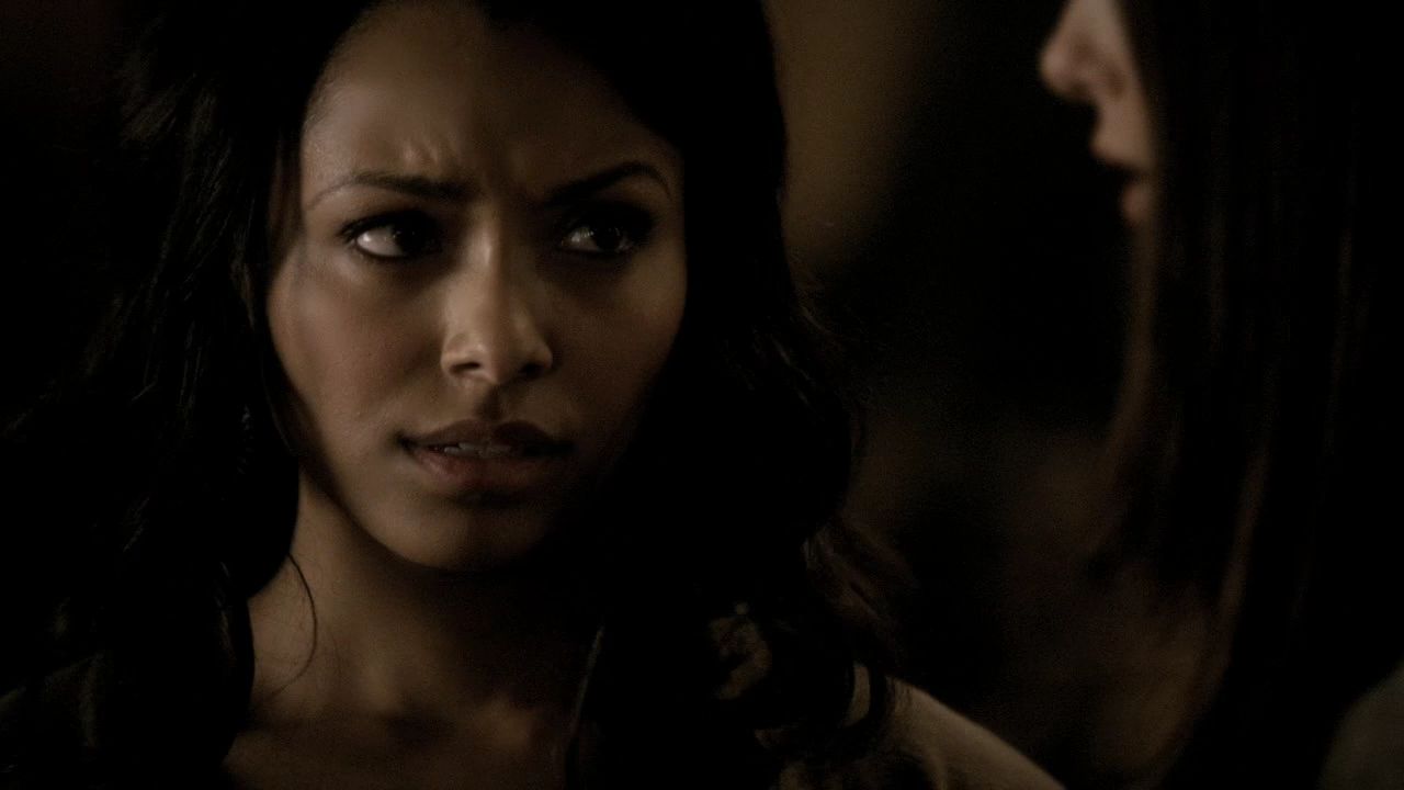 218VampireDiaries0520.jpg