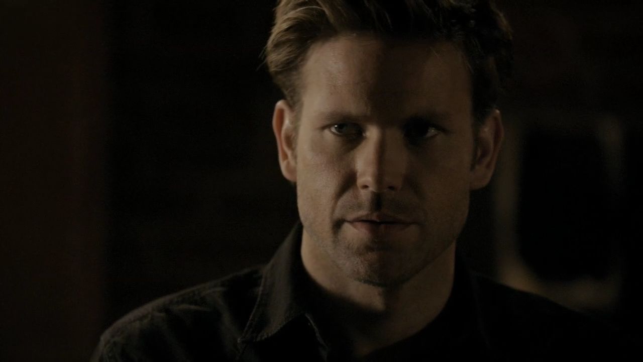 218VampireDiaries0561.jpg