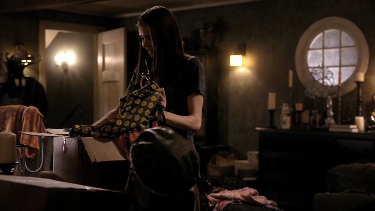 218VampireDiaries0634.jpg