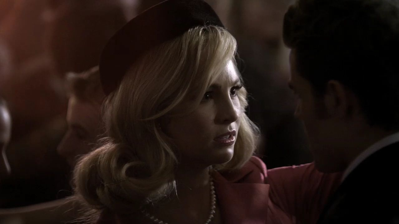 218VampireDiaries0938.jpg