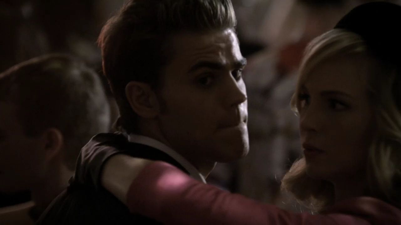 218VampireDiaries0942.jpg
