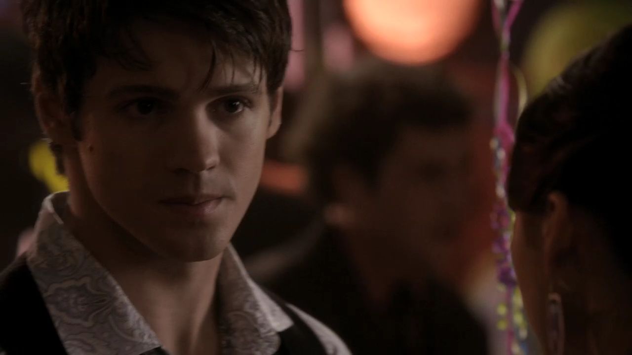 218VampireDiaries0996.jpg