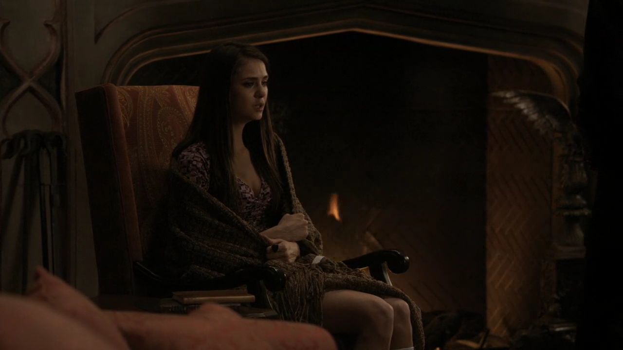218VampireDiaries1516.jpg