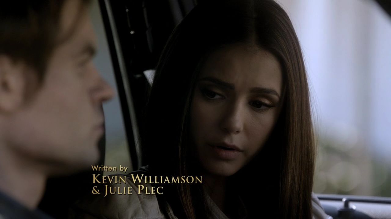 219VampireDiaries0305.jpg