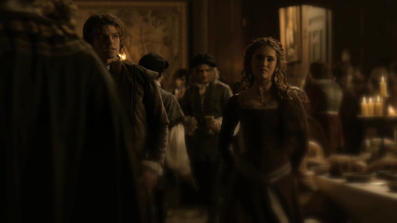 219VampireDiaries0406.jpg