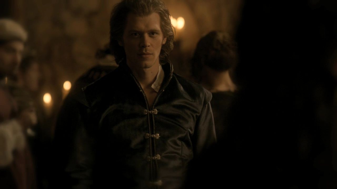 219VampireDiaries0427.jpg