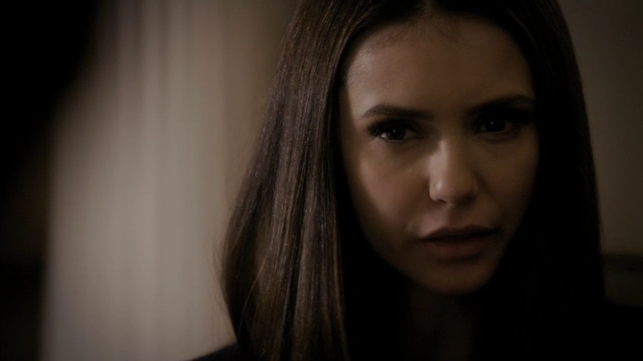 219VampireDiaries0564.jpg