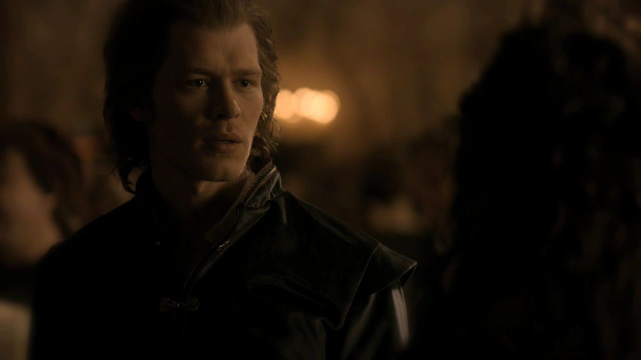 219VampireDiaries0579.jpg