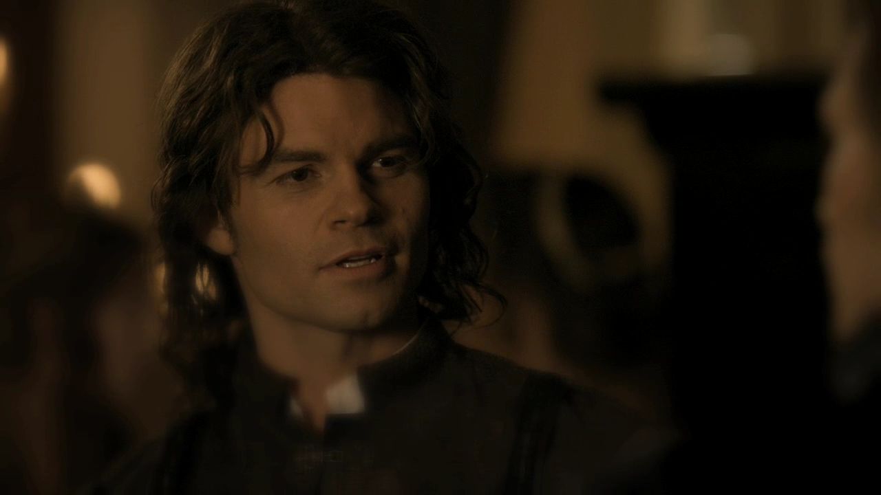 219VampireDiaries0588.jpg
