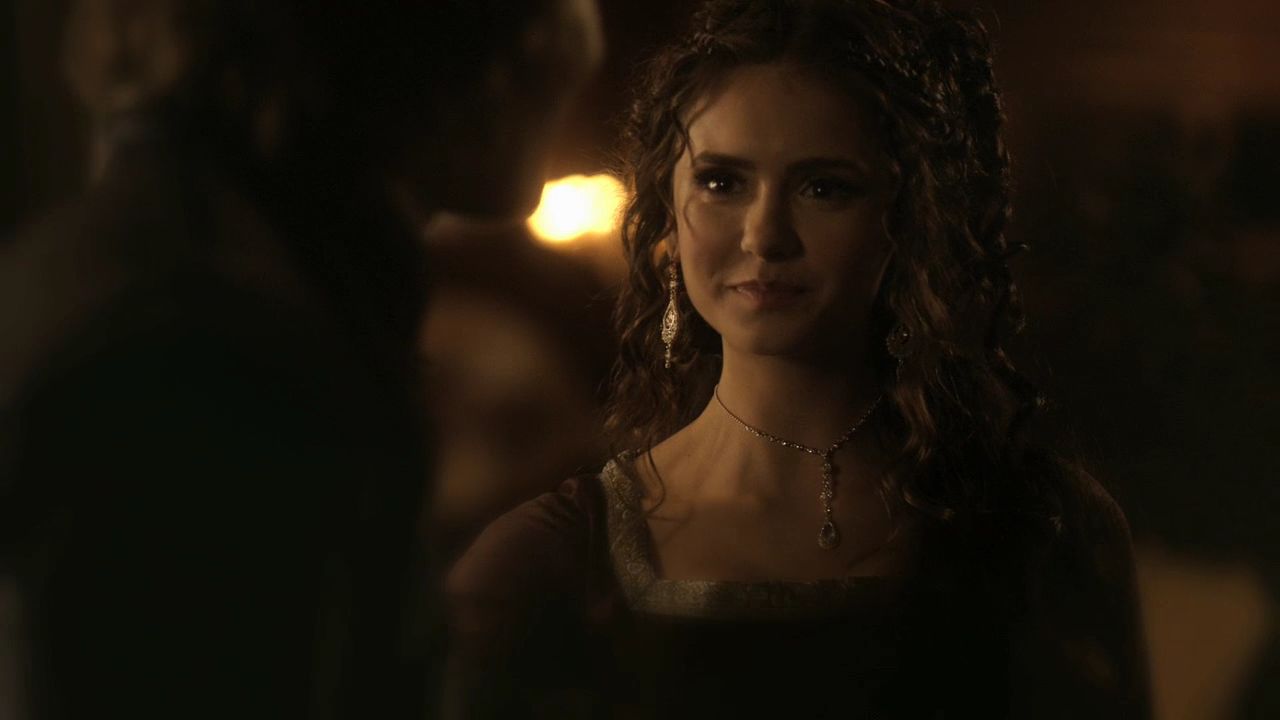 219VampireDiaries0590.jpg