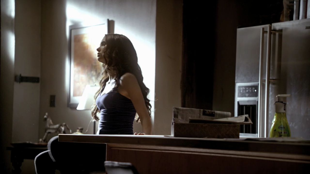 219VampireDiaries0606.jpg