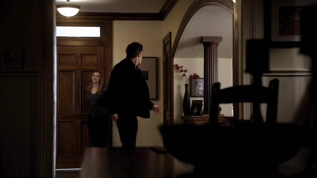 219VampireDiaries0659.jpg