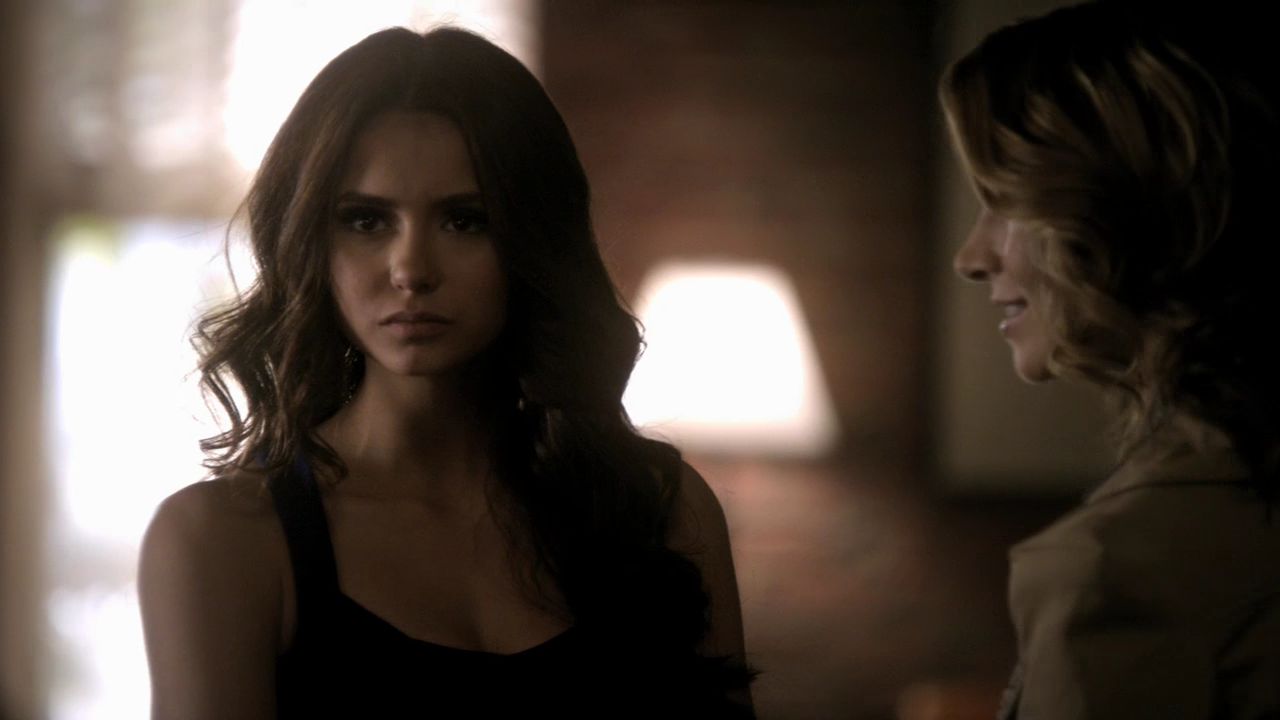 219VampireDiaries0702.jpg