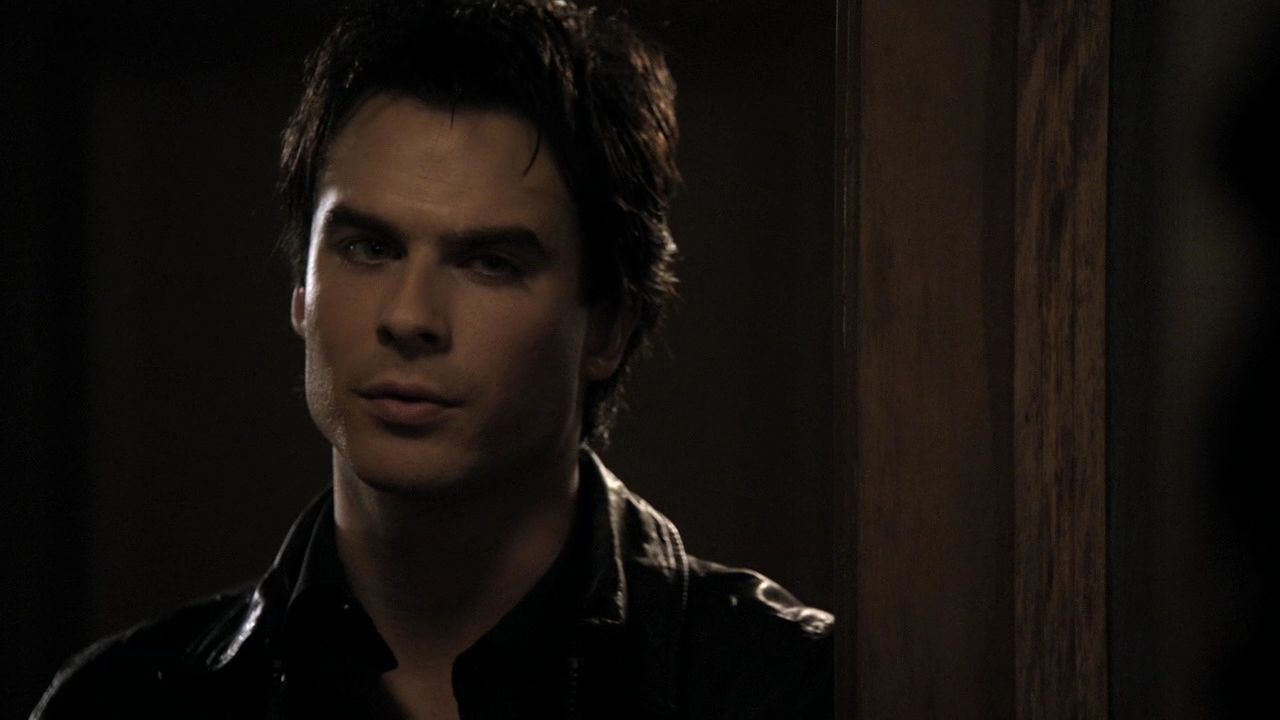 219VampireDiaries0712.jpg