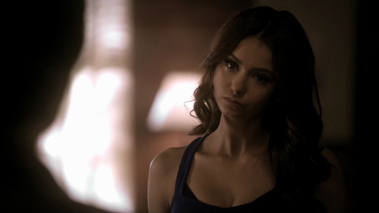 219VampireDiaries0721.jpg