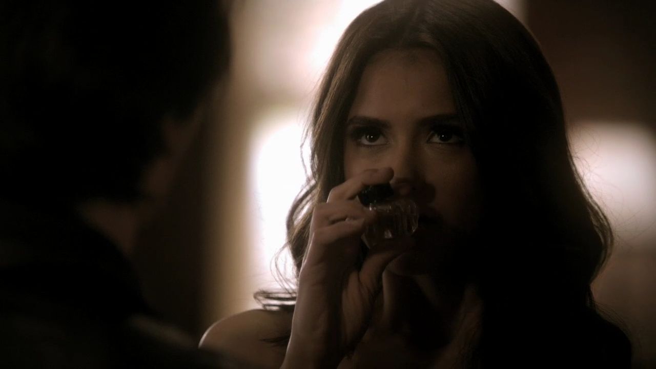 219VampireDiaries0759.jpg